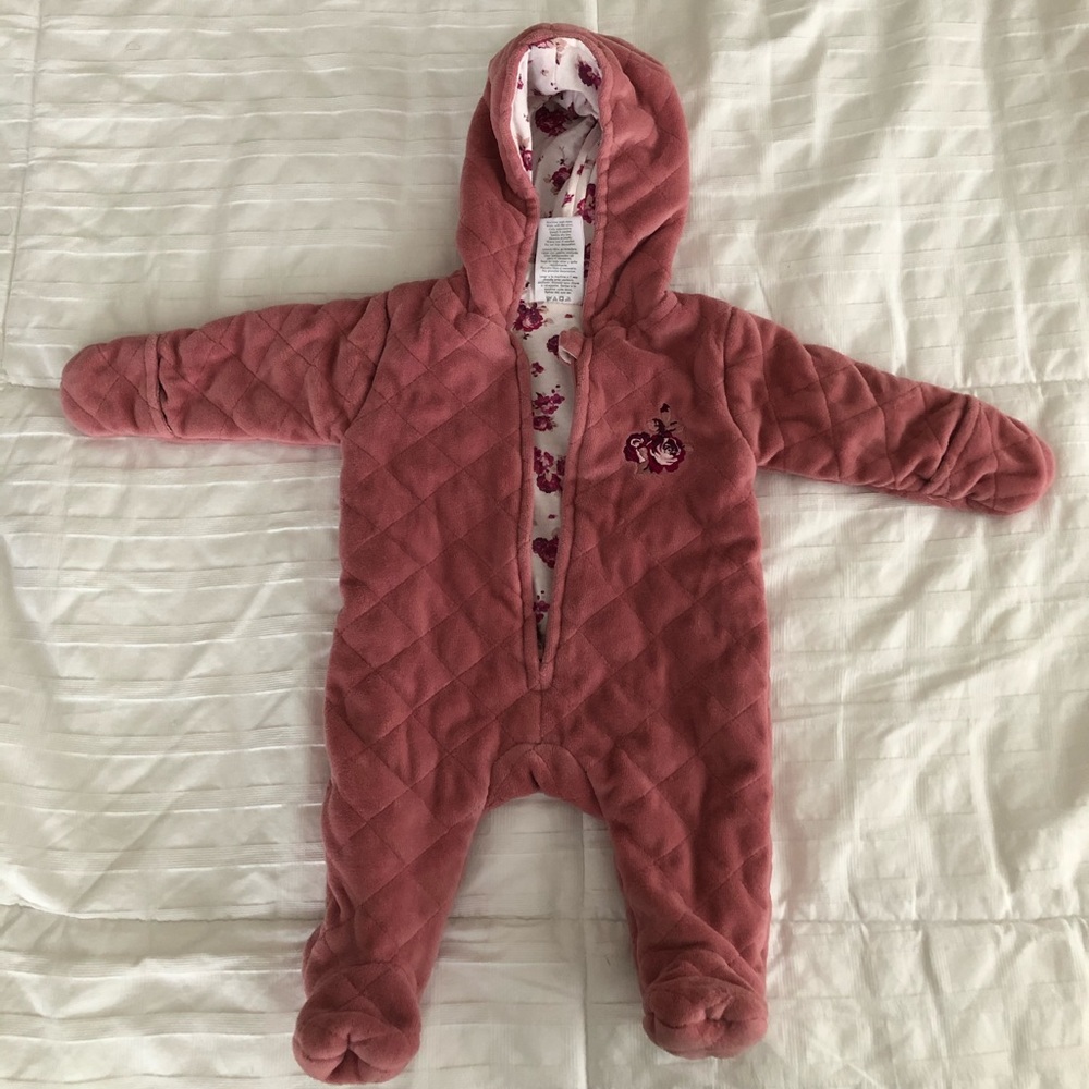 Laura Ashley 0-3 girls bunting